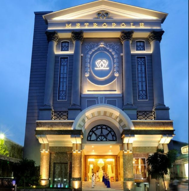 TUYỂN DỤNG NHÂN VIÊN PHỤC VỤ NHÀ HÀNG